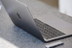 Chicago’s new Apple Store has a giant MacBook for a roof