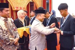 Dihadiri Kakan Kemenag H. Edy Oktafiandi, Acara Perpisahan Siswa MAN 1 Padang Berlangsung Meriah