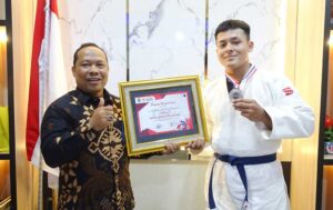 Hebat! Siswa MAN 1 Padang Raih Juara di Kejurnas Sambo