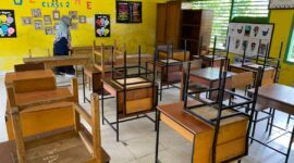 Salah satu ruang kelas yang selamat dari kebakaran di SDN 54 Payakumbuh. Akibat kebakaran yang terjadi Rabu malam lalu (22/1/2025), sekolah melaksanakan pembelajaran secara daring.