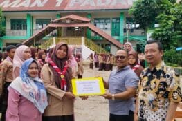 Tutup Tahun Pelajaran 2023-2024 di MAN 1 Padang, Juara Umum Dapat Reward dari Kepala Madrasah