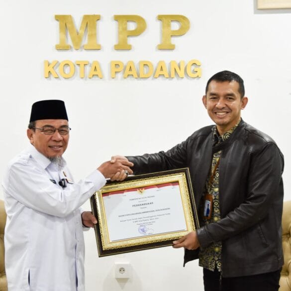 BPJS Kesehatan Raih Penghargaan Tenant Terbaik di MPP Kota Padang