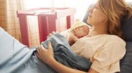 Cara Mengatasi ASI Tidak Keluar Saat Bayi Lahir
