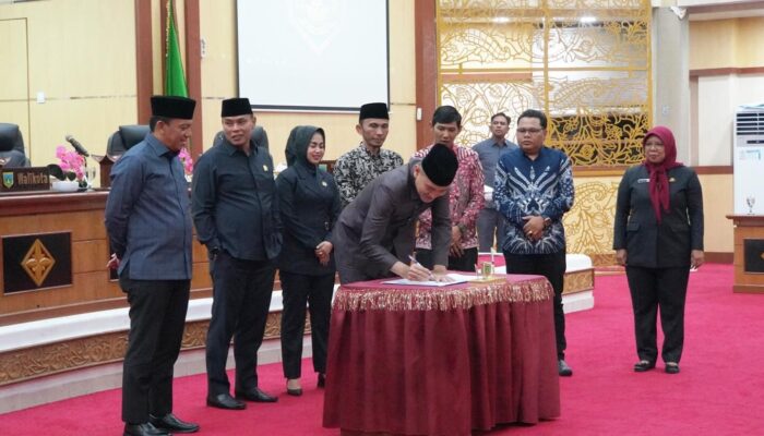 DPRD Padang Panjang Umumkan Wali Kota dan Wakil Wali Kota Terpilih