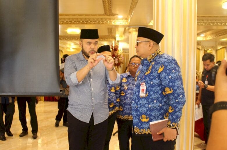 Fadly Amran – Maigus Nasir Sinkronisasi Visi Misi dan Progul Fadly Amran - Maigus Nasir Sinkronisasi Visi Misi dan Progul Bersama Pemko Padang