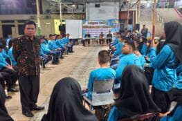 Kakan Kemenag Edy Oktafiandi Beri Pembekalan Moderasi Beragama pada Peserta LDKS MAN 1 Padang