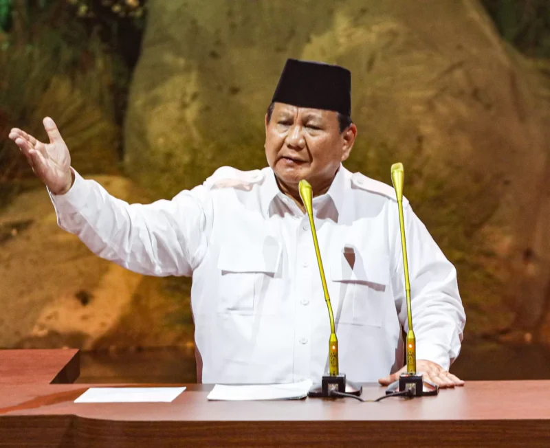Prabowo berpidato dalam HUT Ke-17 Partai Gerindra di Sentul Internasional Convention Center, Bogor, Jawa Barat, Sabtu (15/2/2025).