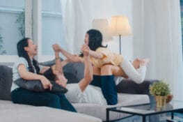 Keluarga Bahagia: Intip Pengertian, Ciri-ciri, Hingga Tips