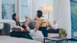 Keluarga Bahagia: Intip Pengertian, Ciri-ciri, Hingga Tips