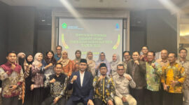 
        Kemenag Susun Pedoman Harmony Award 2025, Dorong Kerukunan dan Dialog
    