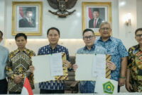 
        Kemenag  dan Lion Air Tandatangani Perjanjian Penerbangan Jemaah Haji 2025
    