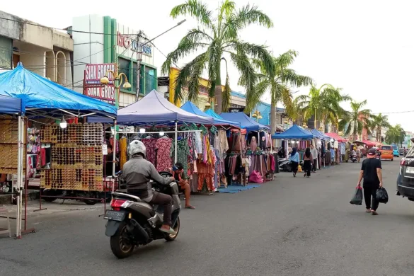 Aktivitas PKL Kembali Menggeliat di Permindo Pasca-Bentrokan dengan Satpol PP Padang