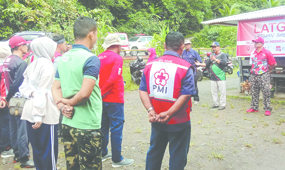 PMI Kota Padang Gelar Latihan Gabungan untuk Tingkatkan Kesiapan Relawan