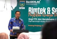 PPK dan Bendahara di Padang Panjang ikuti Bimtek Pengelolaan Keuangan Daerah