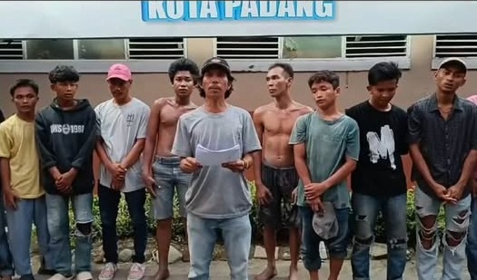 Satpol PP Padang Jaring 18 Anak Jalanan