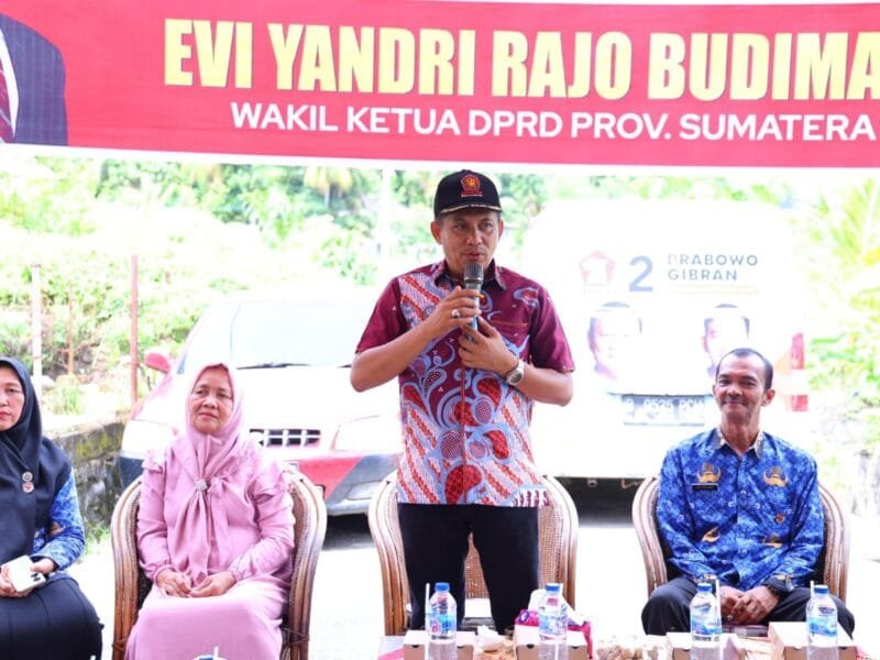 Wakil Ketua DPRD Sumbar Evi Yandri Serap Aspirasi Masyarakat Kota Padang