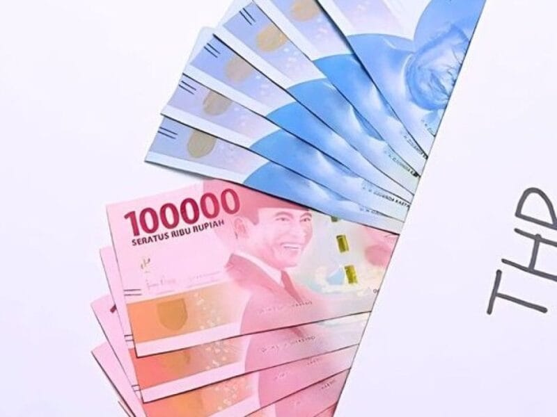 67c5d85d9645e-ilustrasi-uang-thr_bandung