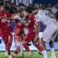 Pertandingan Semen Padang FC vs Persib Bandung di GOR H. Agus Salim, Senin malam (10/3/2025). (IG semenpadangfc)