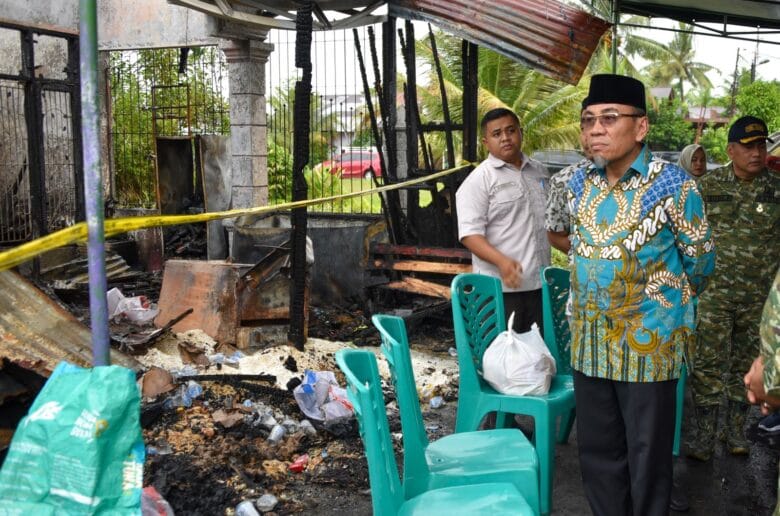 Jelang Lebaran, Pemko Padang Upayakan Perbaikan Rumah Korban Kebakaran