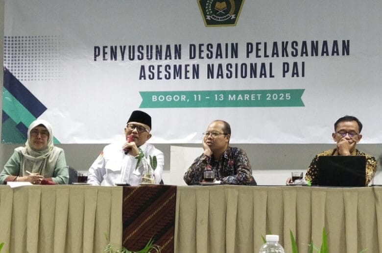 
Kemenag Susun Desain Operasional Asesmen Nasional Kompetensi Keagamaan Siswa
