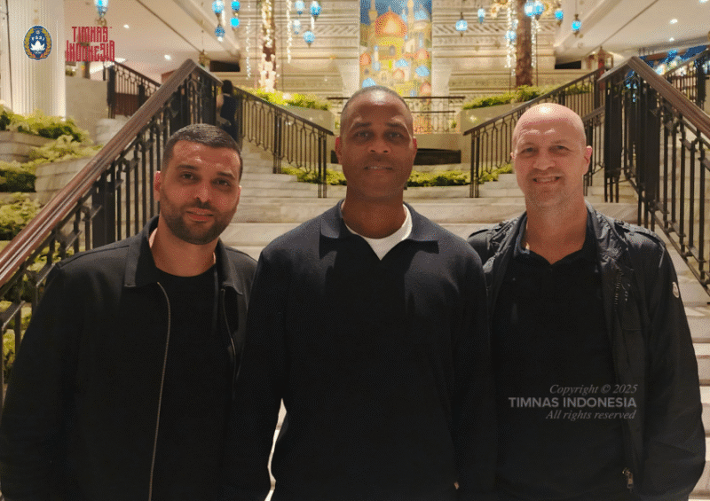 Patrick Kluivert dan Jordi Cruyff Tiba di Jakarta. Erick Thohir: Mereka Siap Bawa Garuda Mendunia