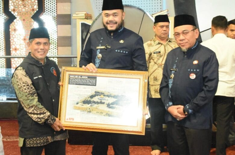 Pemko Padang Peringati Nuzulul Quran, Launching WiFi Gratis di Masjid Pemko Padang Peringati Nuzulul Quran, Launching WiFi Gratis di Masjid