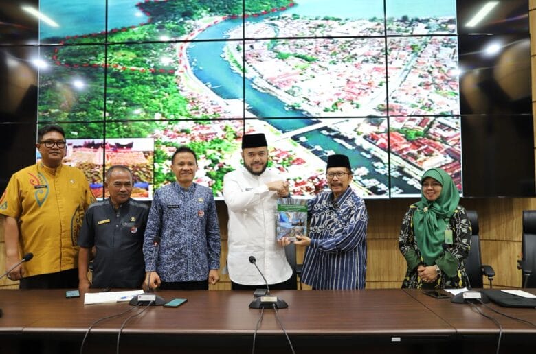 Perkuat Pengelolaan DAS, Wali Kota Padang Gandeng Forum DAS Sumbar Perkuat Pengelolaan DAS, Wali Kota Padang Gandeng Forum DAS Sumbar