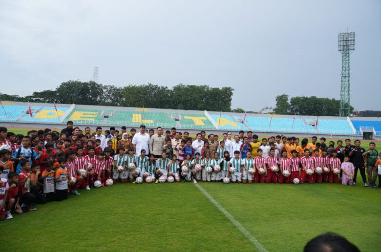 Presiden Prabowo Dukung Rencana PSSI Bentuk Klub Amatir di Daerah Presiden Prabowo Dukung Rencana PSSI Bentuk Klub Amatir di Daerah