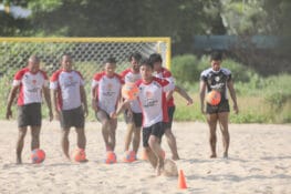 Timnas Sepak Bola Pantai Indonesia Siapkan Strategi Maksimal