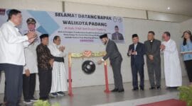 Wali Kota Padang Buka Kegiatan Keagamaan Bagi Siswa Non-Muslim