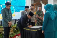 Wali Kota Padang Panjang Lantik Pengurus Baru TP-PKK