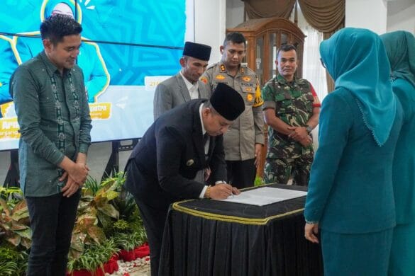 Wali Kota Padang Panjang Lantik Pengurus Baru TP-PKK