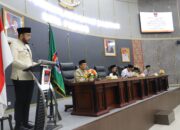 Wali Kota Fadly Amran Paparkan LKPJ 2024 dalam Paripurna DPRD Padang