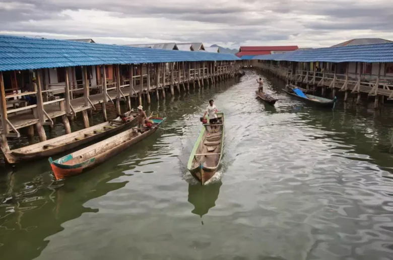 kampung bajo torosiaje