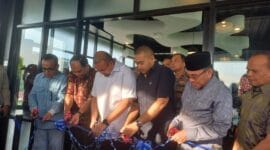 Bopet Kopi 701, Tempat Nongkrong Baru Menikmati Sunset Pantai Padang