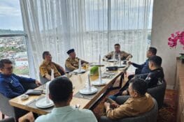 Bupati Safni Usulkan 1.975 Lampu Jalan Tenaga Surya untuk Seluruh Nagari