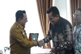 Pegadaian Salurkan Bantuan Rp86 Juta untuk Rehabilitasi Dam Irigasi di Tanah Datar