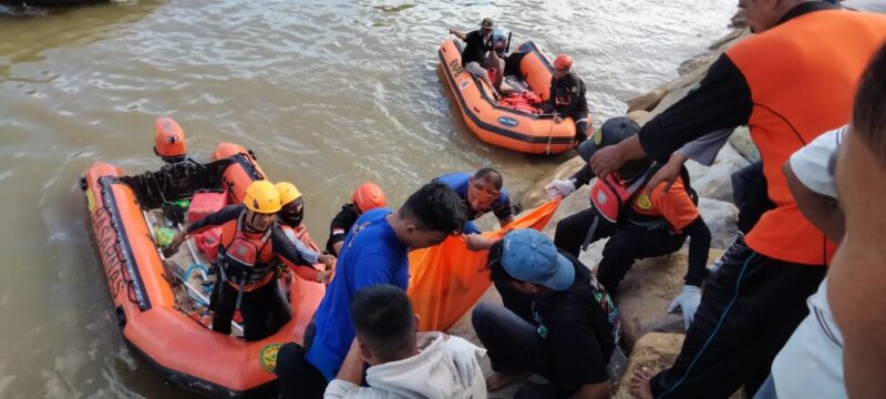 Korban Hanyut di Sungai Batang Kandis Ditemukan Meninggal Dunia