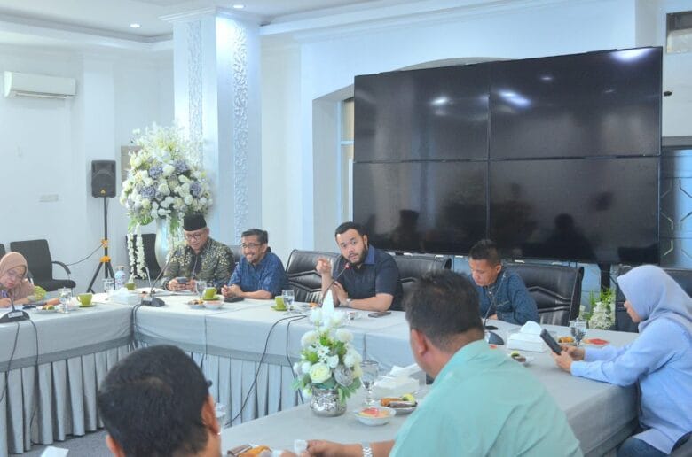 Kota Padang dan Unand Kolaborasi Ubah Sampah Organik Menjadi Pupuk Kota Padang dan Unand Kolaborasi Ubah Sampah Organik Menjadi Pupuk
