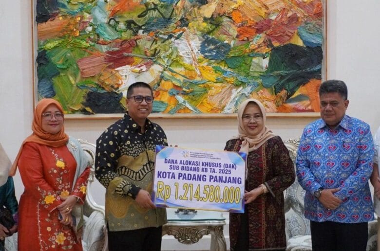Kuatkan Program KB, Rp1,2 Miliar Mengalir ke Padang Panjang 