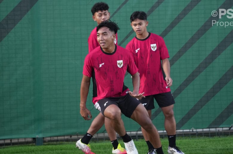 Timnas U-17 Hadapi Laga Perdana di Piala Asia. Erick Thohir: Timnas U-17 Hadapi Laga Perdana di Piala Asia. Erick Thohir: Jangan Pernah Takut Kejar Target ke Piala Dunia