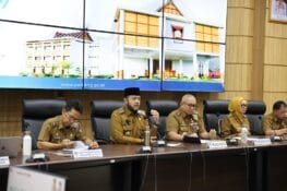 Wako Fadly Amran Minta OPD dan Camat Gerak Cepat Atasi Aduan Warga