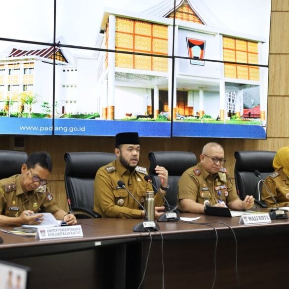 Wako Fadly Amran Minta OPD dan Camat Gerak Cepat Atasi Aduan Warga