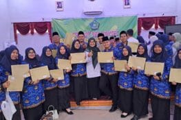 15 Guru dan Pegawai MAN 3 Padang Terima SK PPPK