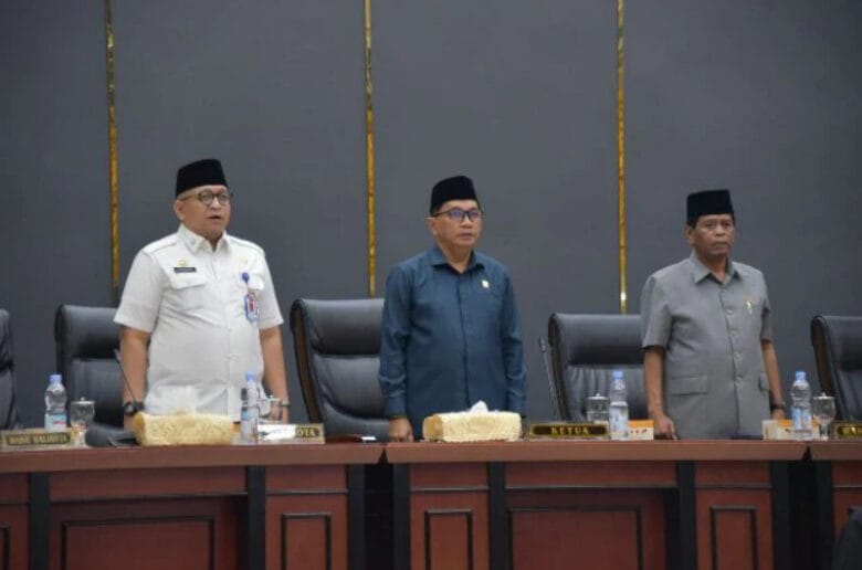 DPRD Padang Gelar Paripurna Tutup Masa Sidang II dan Buka DPRD Padang Gelar Paripurna Tutup Masa Sidang II dan Buka Masa Sidang III