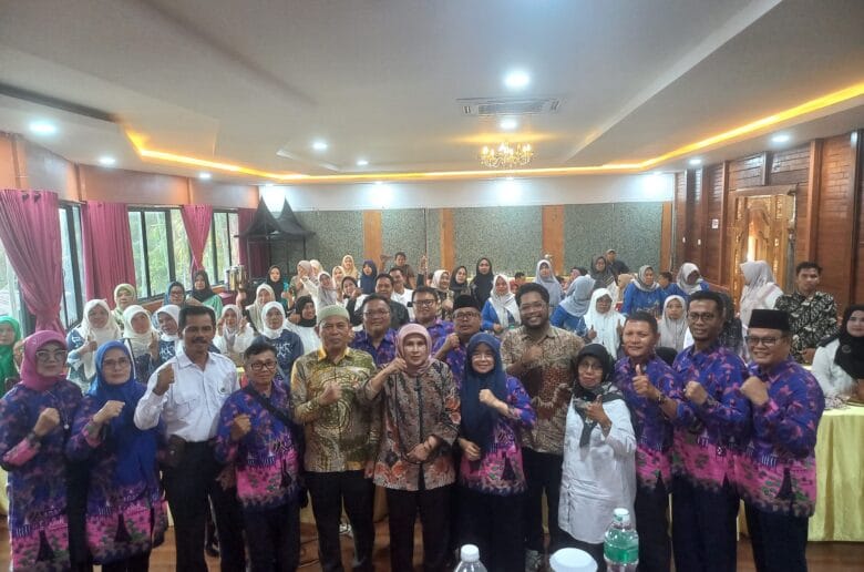 Endarmy: Koperasi Masyarakat dan Merah Putih Harus Tumbuh Bersama Endarmy: Koperasi Masyarakat dan Merah Putih Harus Tumbuh Bersama