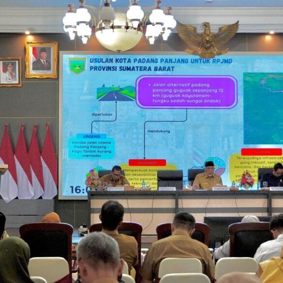 Hendri Arnis Sampaikan Usulan Strategis Pembangunan di Forum RPJMD Sumbar