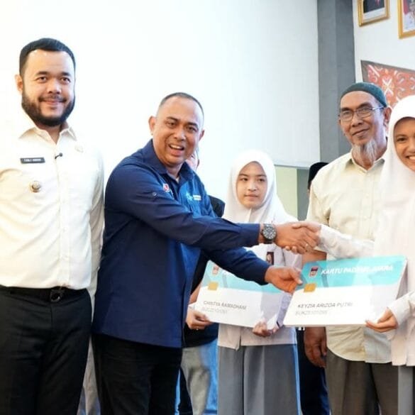 Keyzia Ariyola Putri Raih Beasiswa Penuh ke Sampoerna University