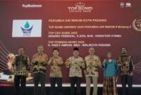 Padang Raih Tiga Penghargaan Nasional di TOP BUMD Awards 2025