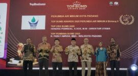 Padang Raih Tiga Penghargaan Nasional di TOP BUMD Awards 2025